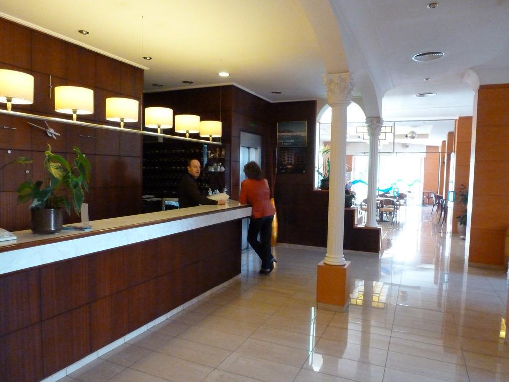 Hotel Costa Brava Бланес Екстер'єр фото